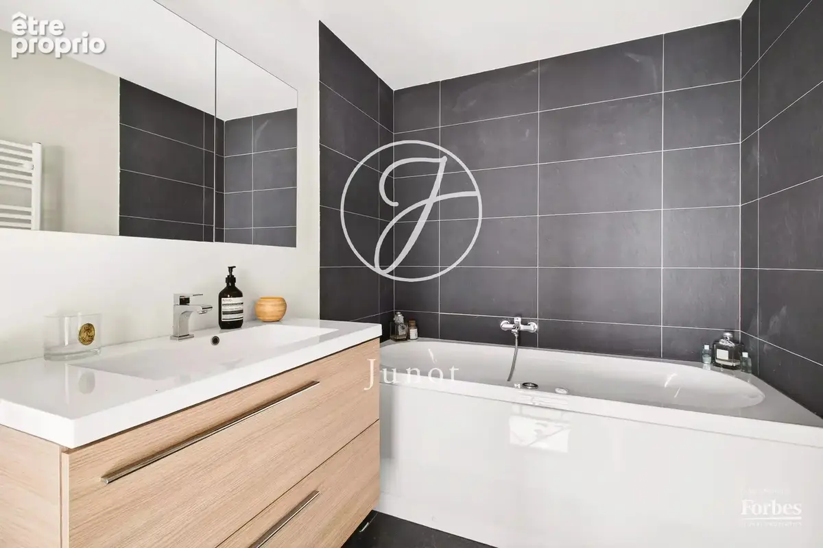 Chatou - GAMBETTA - Maison - 5 chambres - 222m² - Terrain 700m². - photo 19