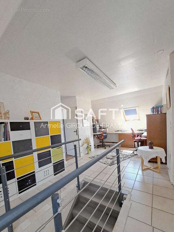 Maison 147 m² à Saint-Bernard  - photo 8