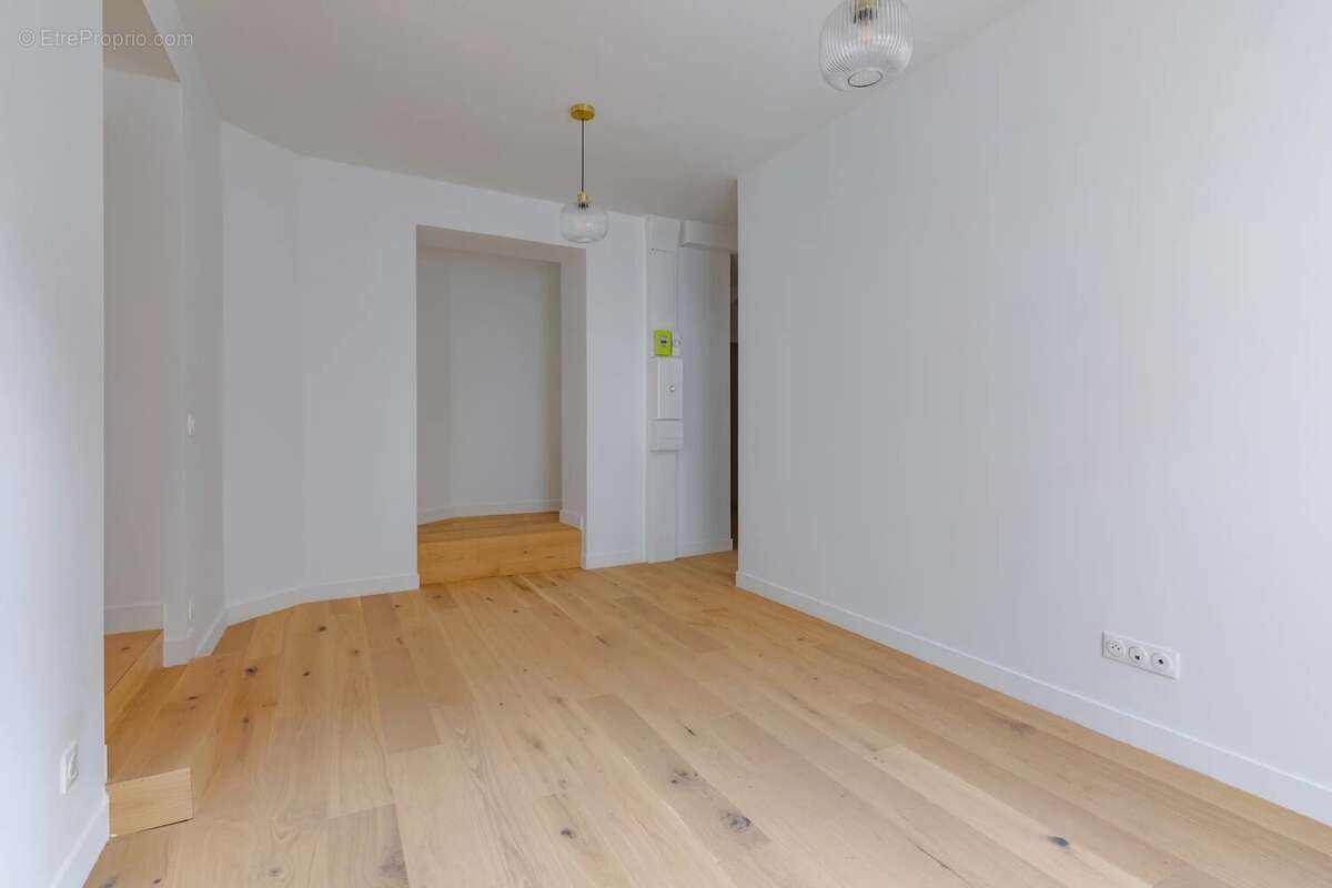 Appartement à SAINT-GENIS-LAVAL