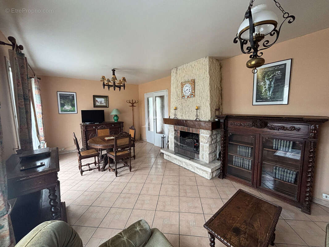 Maison à NOUAN-LE-FUZELIER