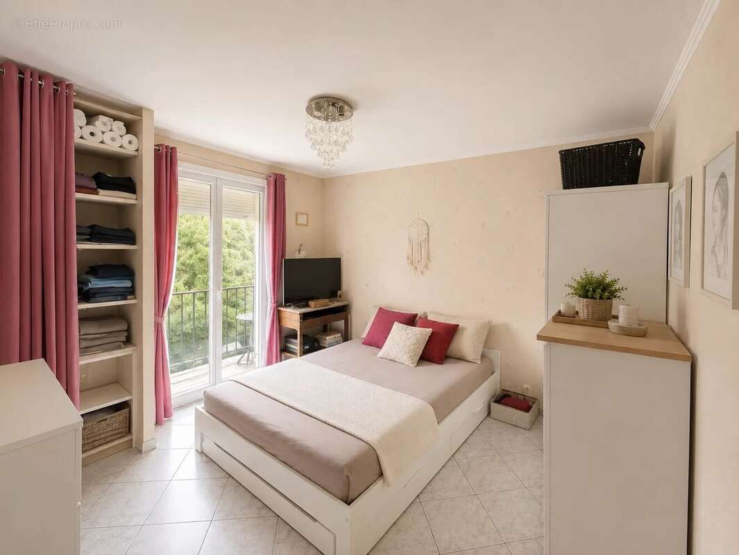 Réf. 2299 – Pavillon 5 ch. avec sous‑sol & grand jardin - photo 6