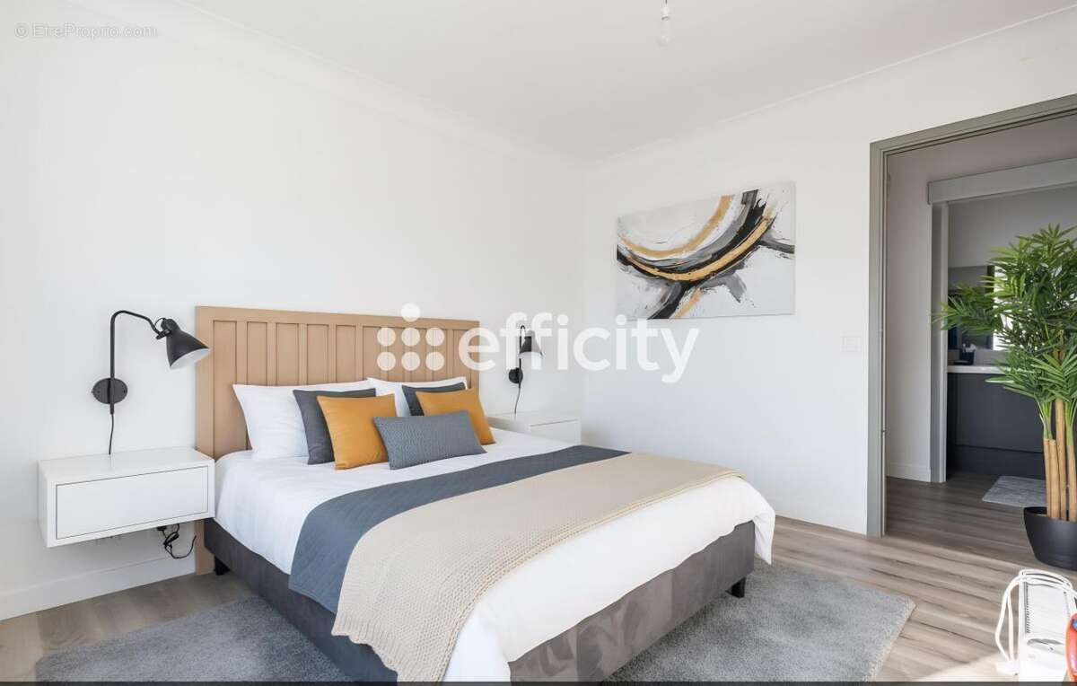 Appartement à COGOLIN