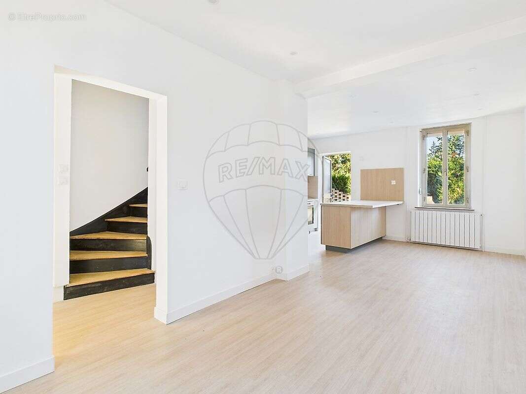 Maison à SAINTE-MARIE-AUX-CHENES