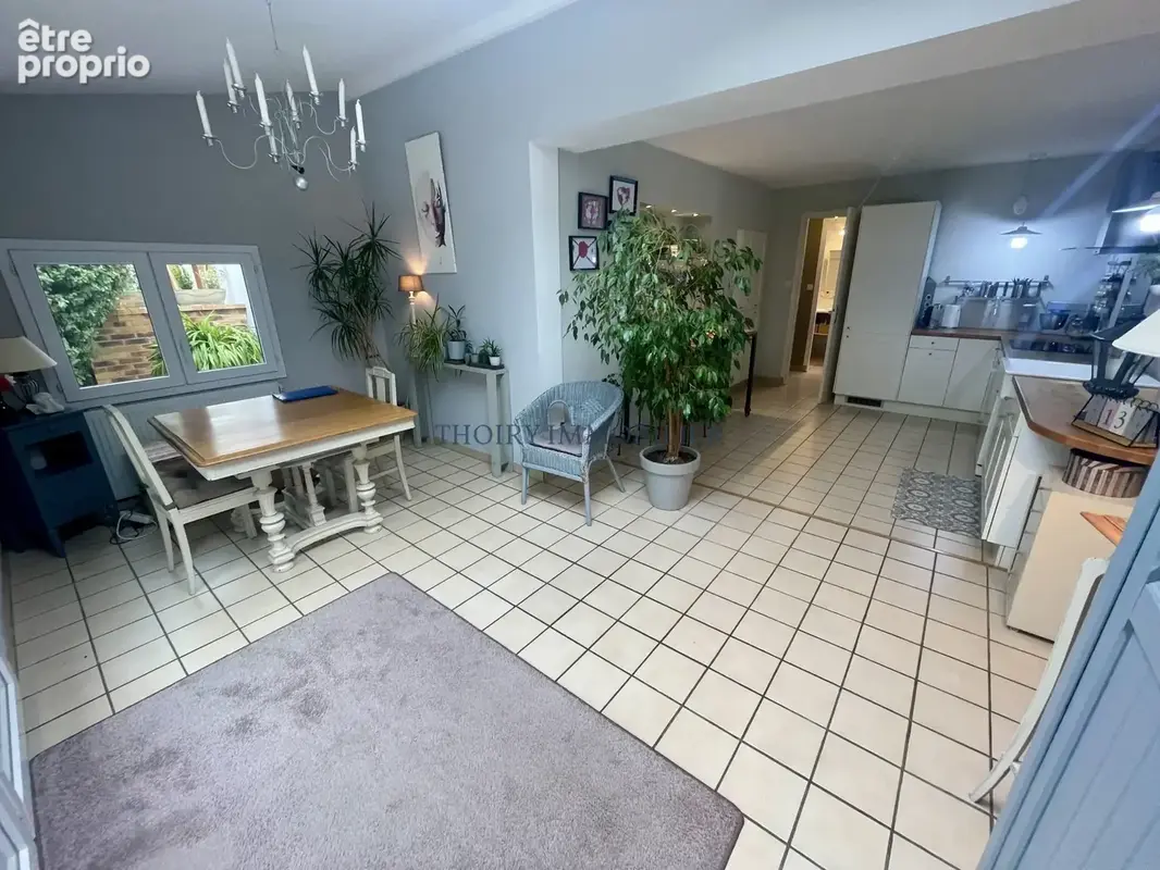 Maison ancienne sur 780 m2 paysagés de 5 pièces principales. - photo 10