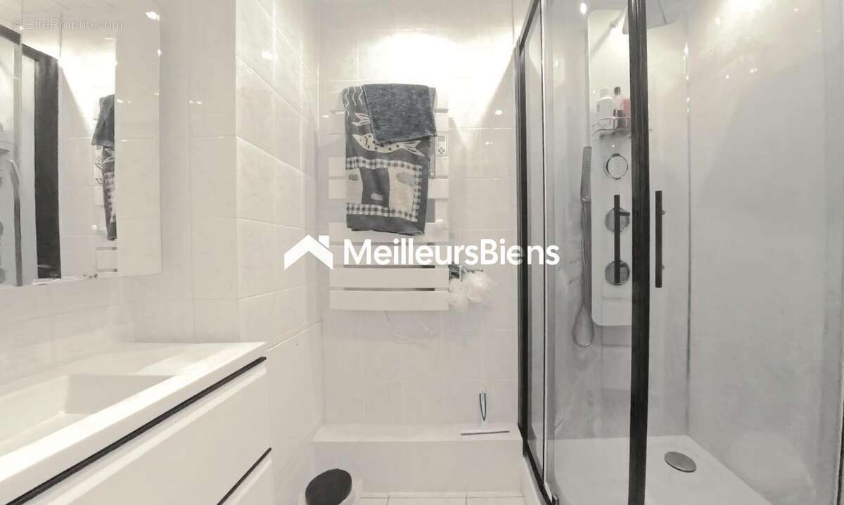 Maison à COMBS-LA-VILLE