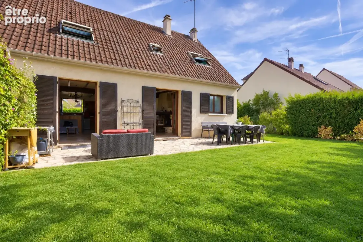 Photo Maison à Montesson au prix de 675 000€