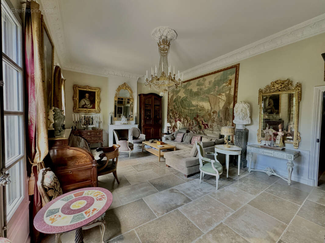 Maison à NIMES