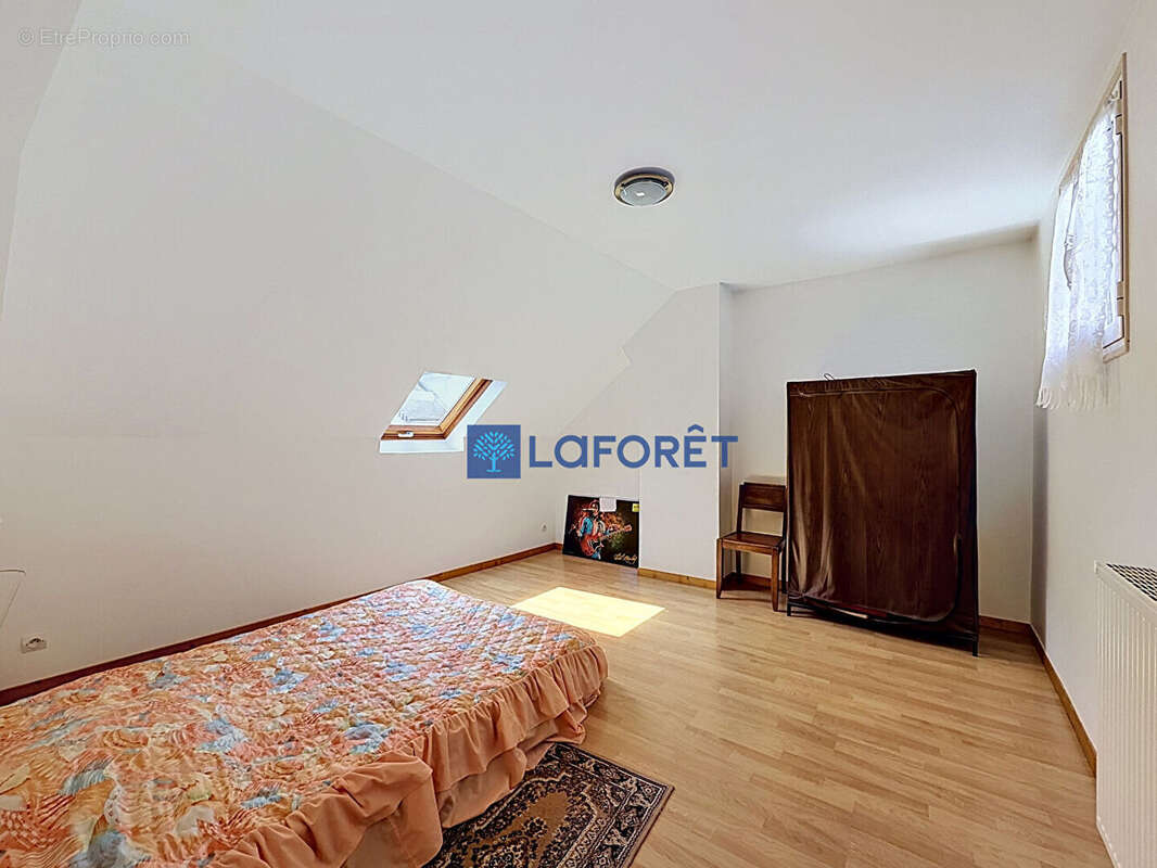 Appartement à SAVIGNY-SUR-ORGE