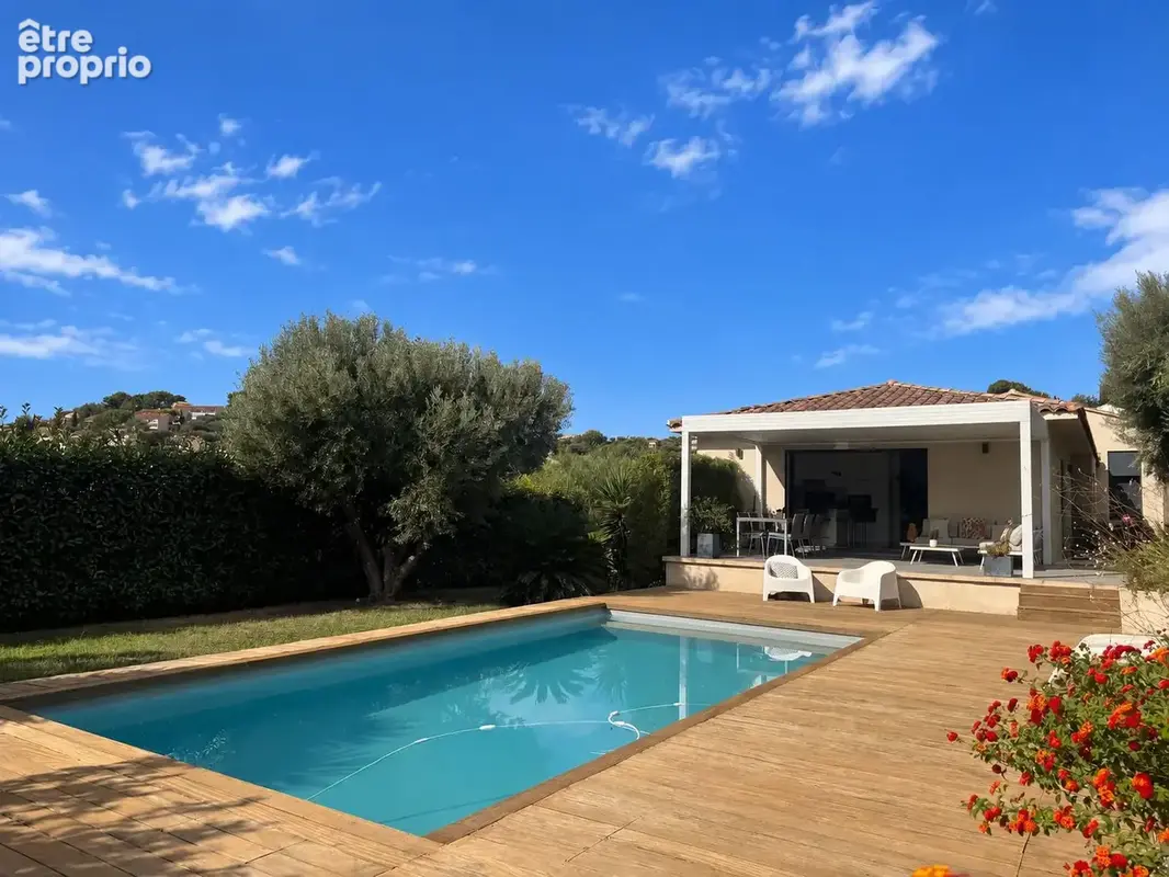 Maison 6 pièces 155 m² à vendre à Ollioules (83190) - photo 5