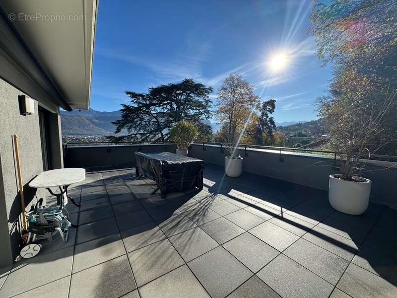 Appartement à BARBERAZ