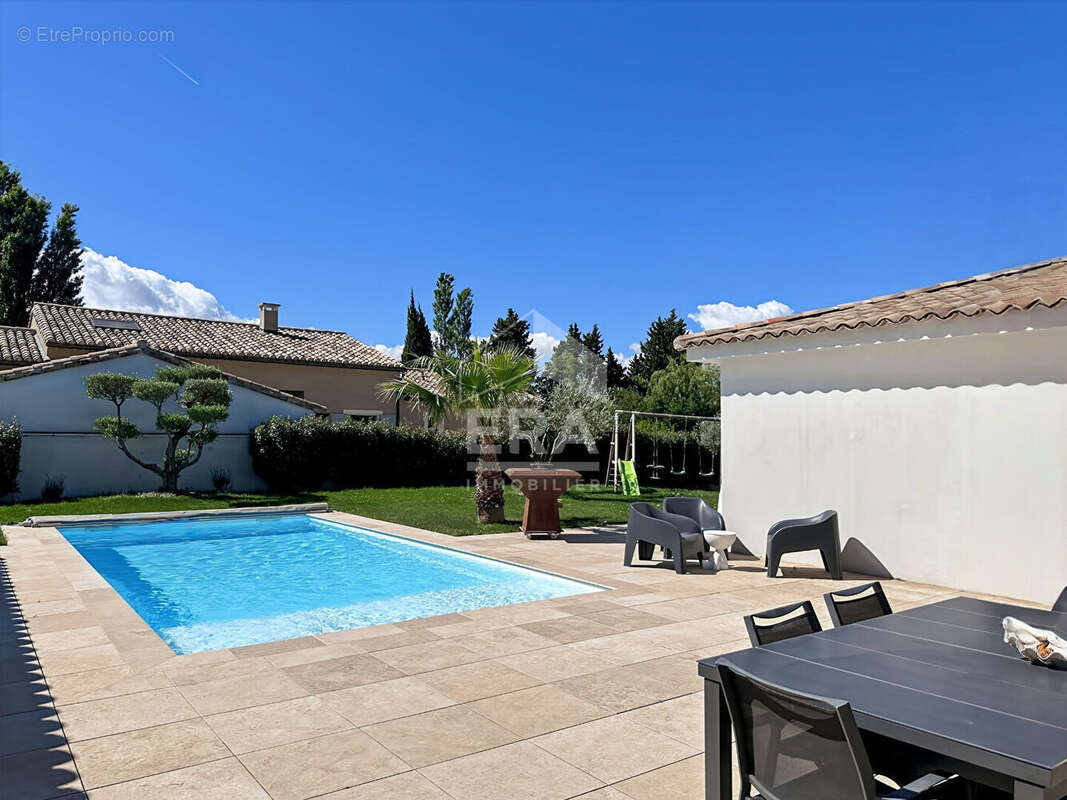 Maison à MOLLEGES