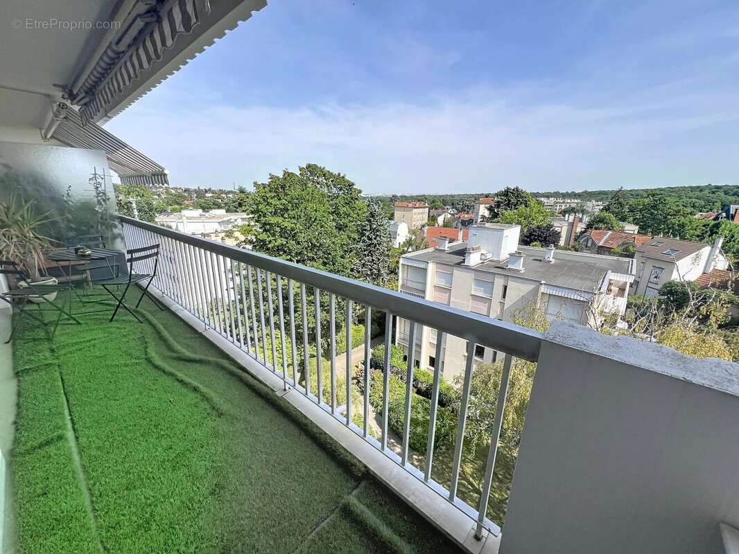 Appartement 64 m² à Garches  - photo 2
