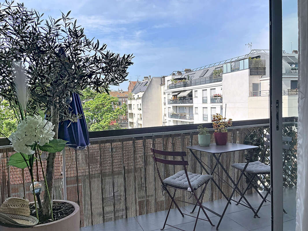 Appartement à SURESNES
