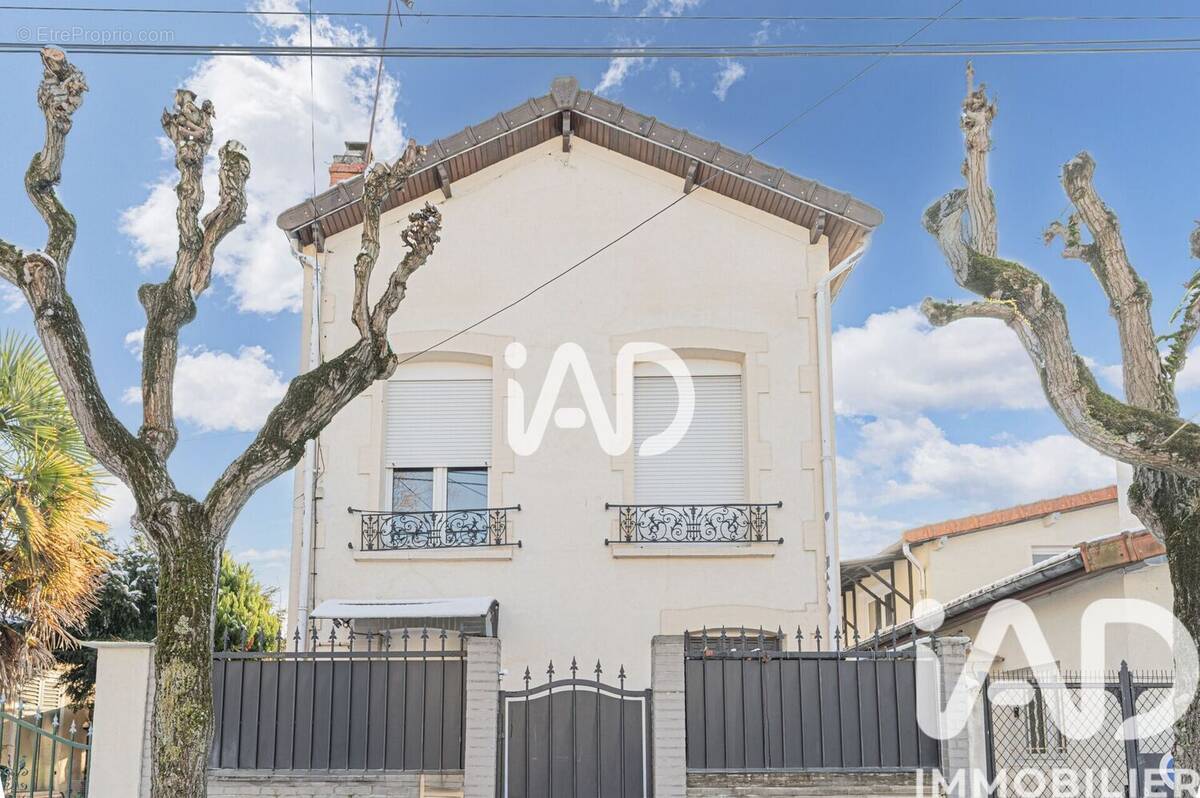 Photo 1 - Maison à BONDY