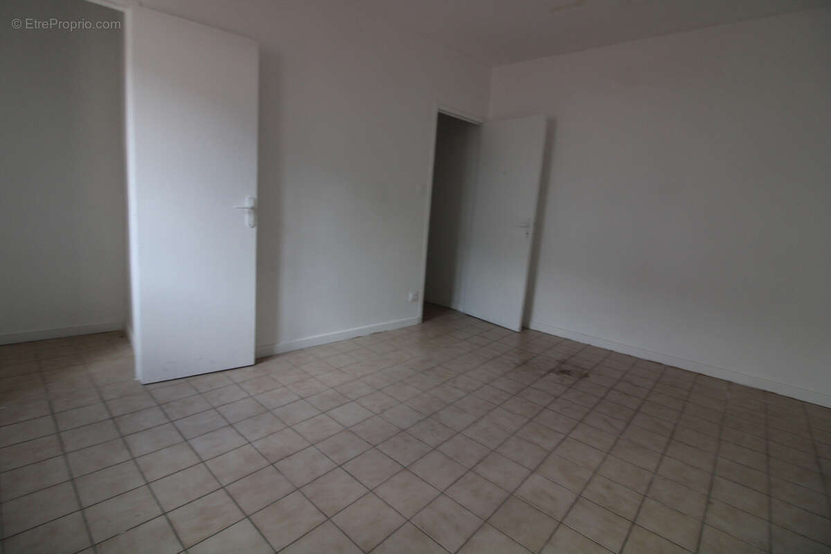 Appartement à BESSEGES