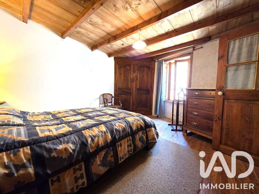 Maison 124 m² à Mauzun  - photo 9