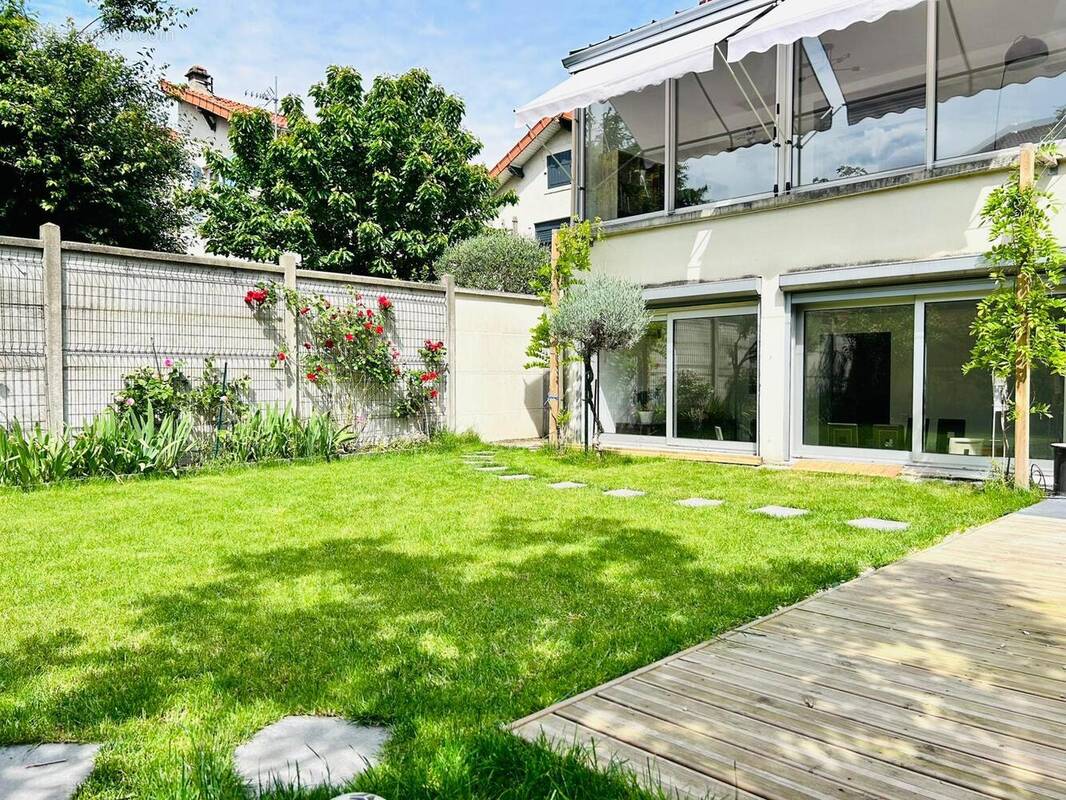 Maison à L'HAY-LES-ROSES