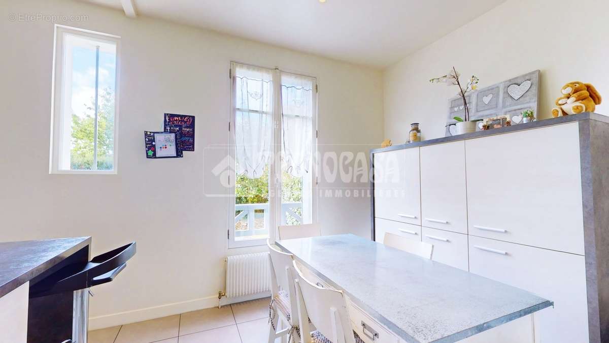 Vends Maison 5 pièces, 142 m² - Le Chesnay-Rocquencourt - photo 5