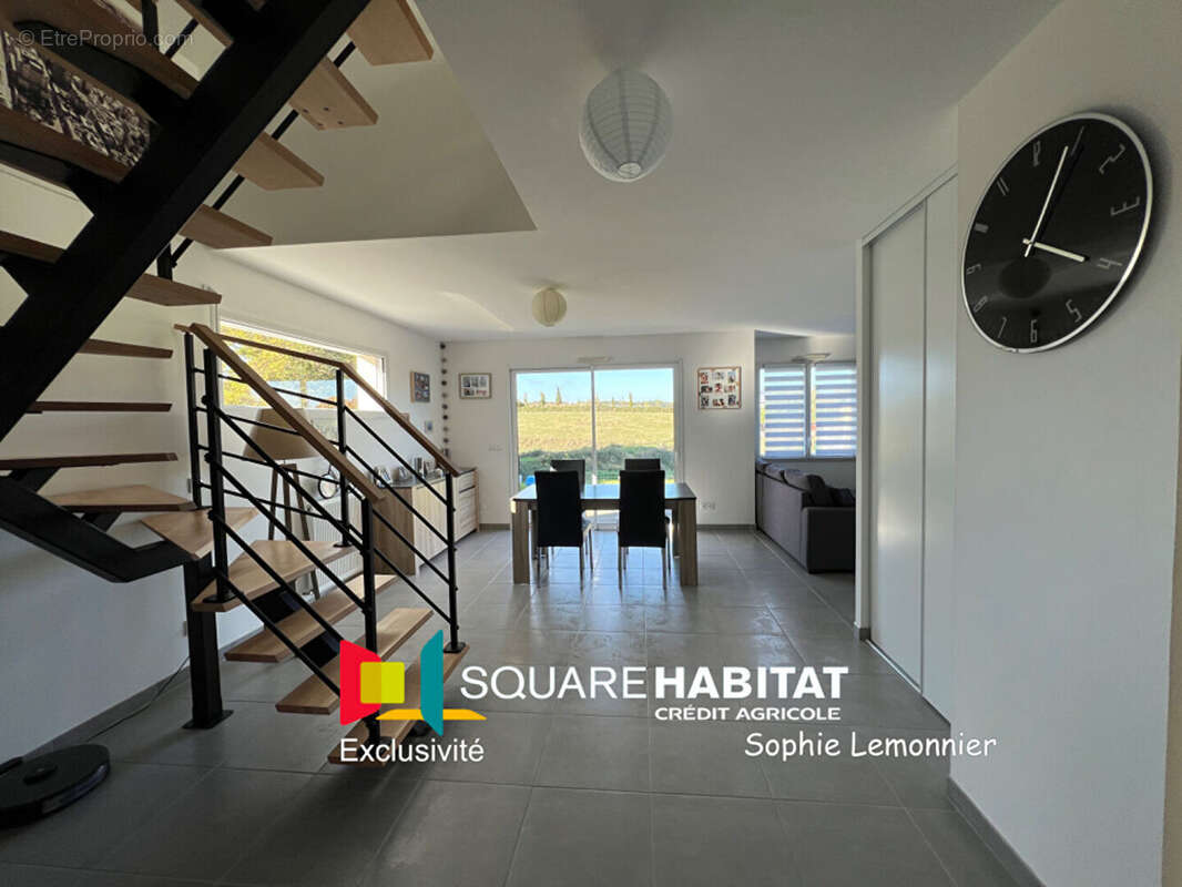 Maison à LA MEMBROLLE-SUR-LONGUENEE