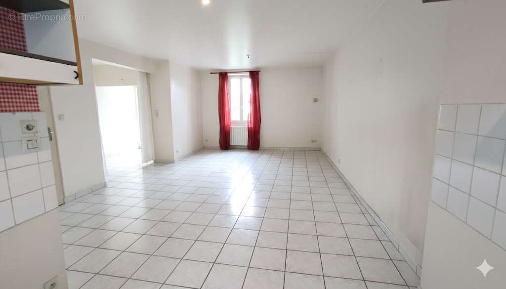 Maison à CHATELLERAULT