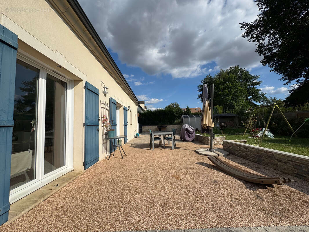 Maison à VEMARS