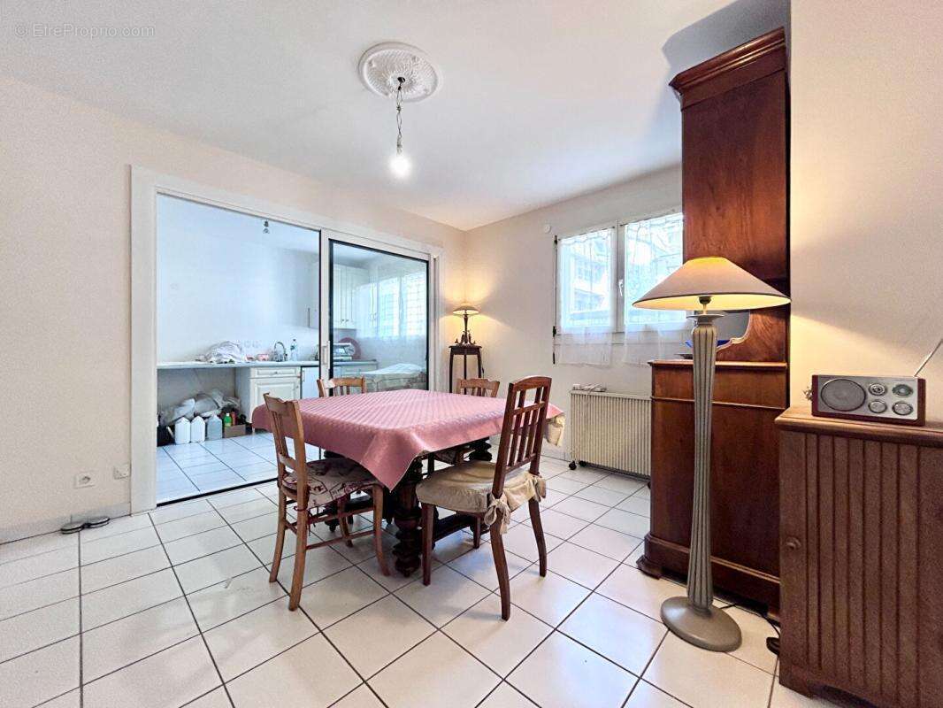 Appartement à AIX-LES-BAINS