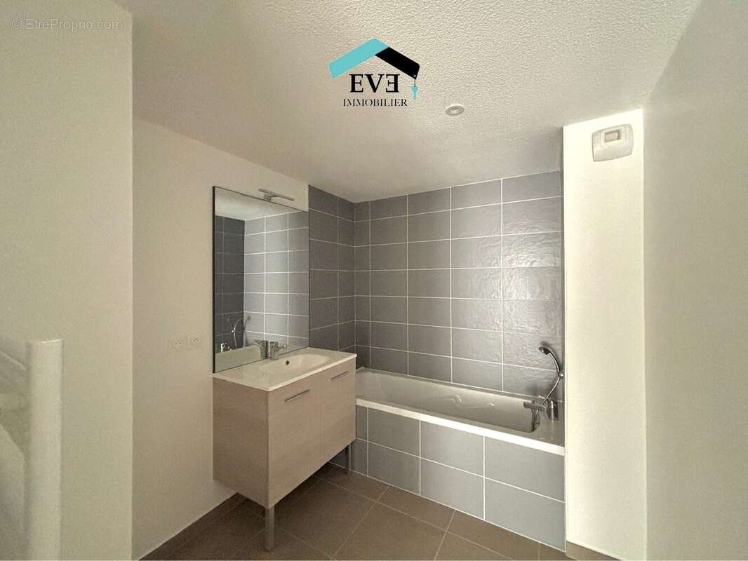 Appartement à PONT-DE-CHERUY