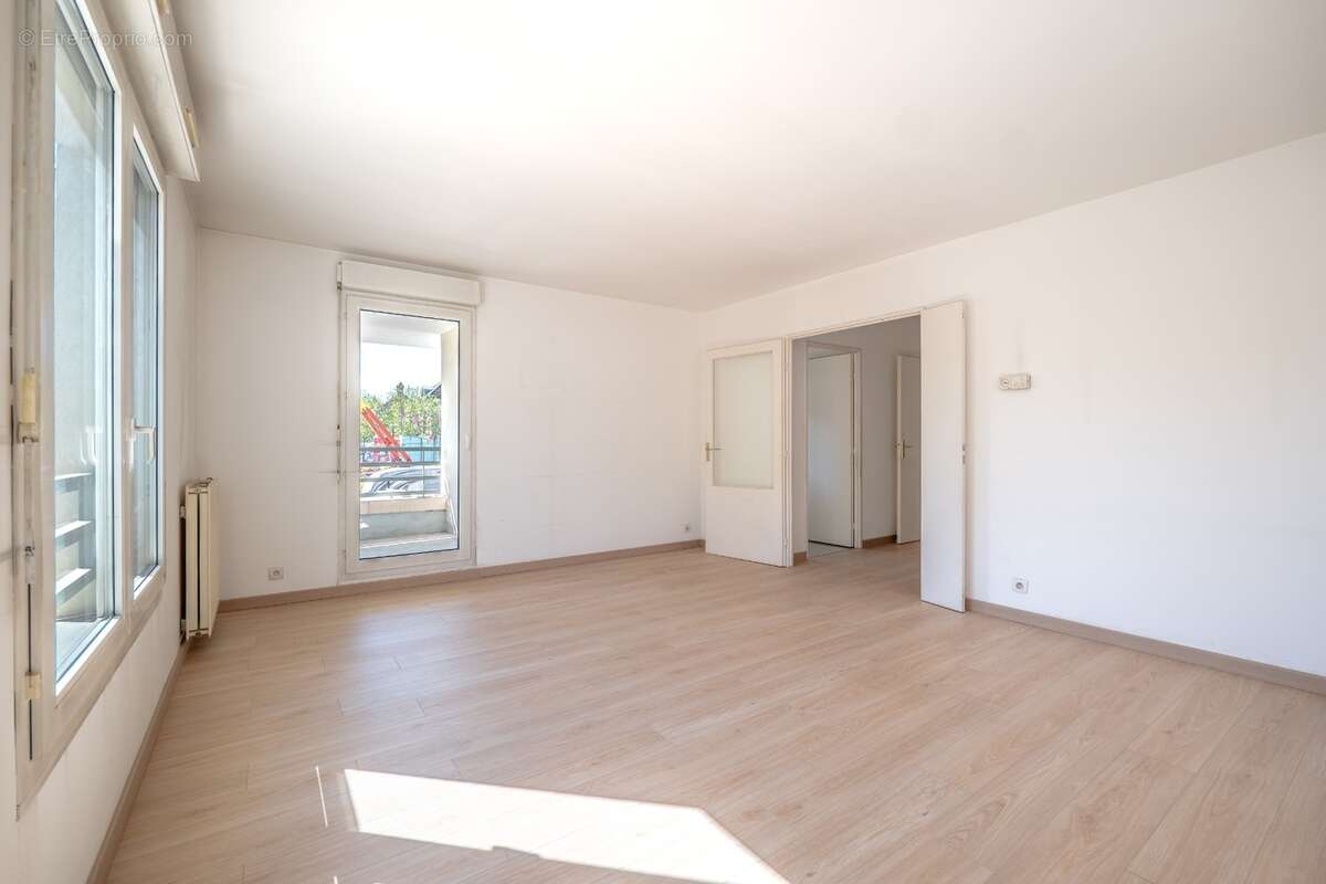 Appartement à vendre 3 pièces - 65 m² - BOX DOUBLE - HYPER CENTRE - TOUT A PIED ! - photo 5