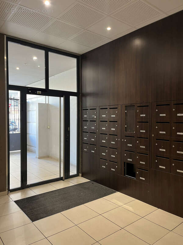 Appartement à MARSEILLE-7E