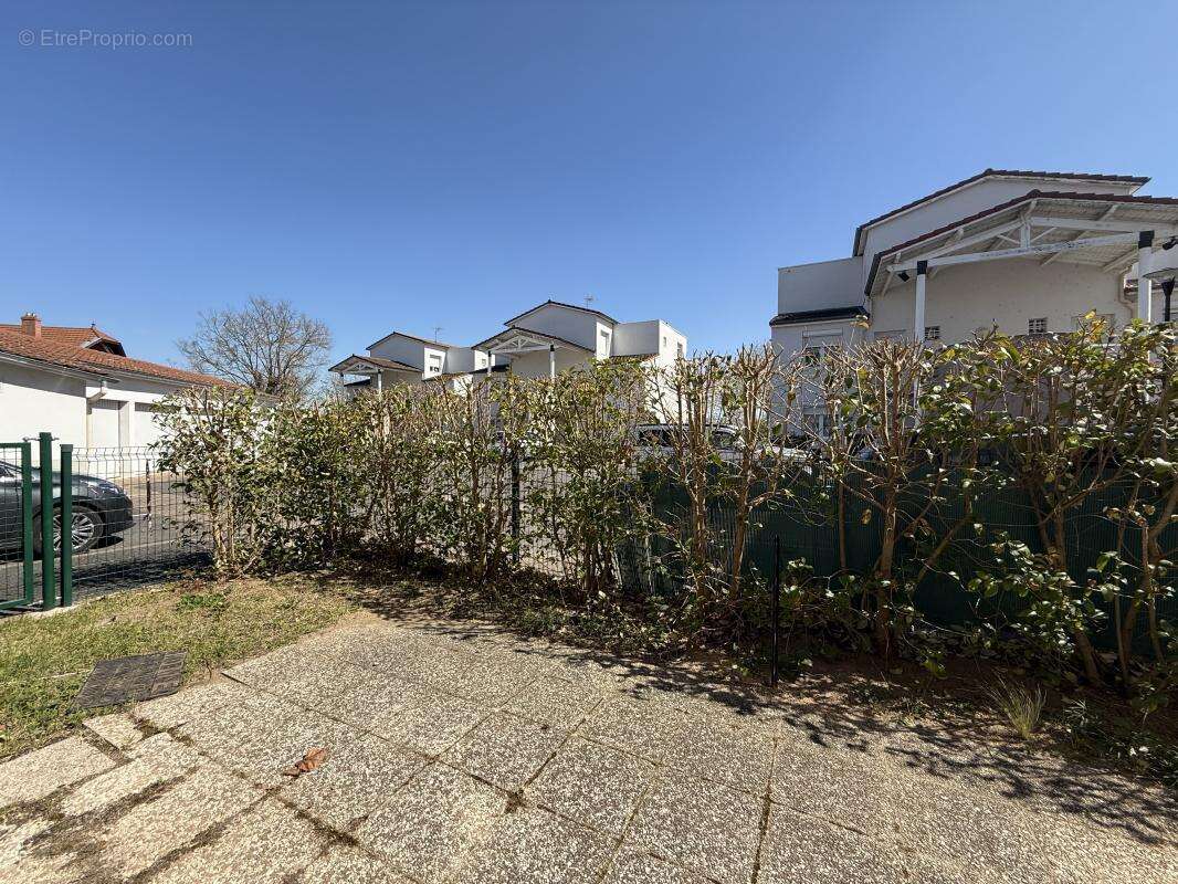Appartement 5 pièces avec jardin et garage Bonson - photo 4