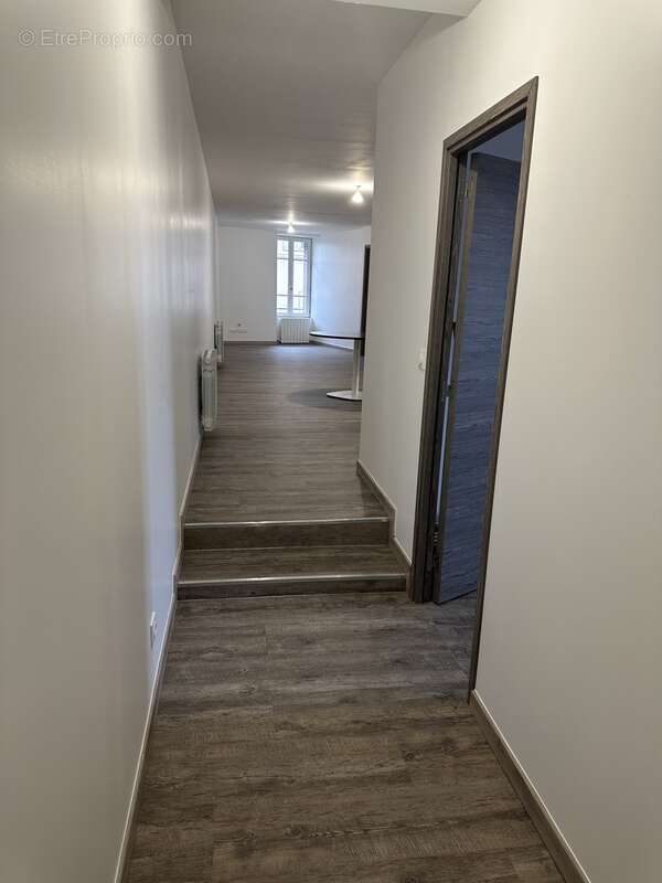 Appartement à TERNAY