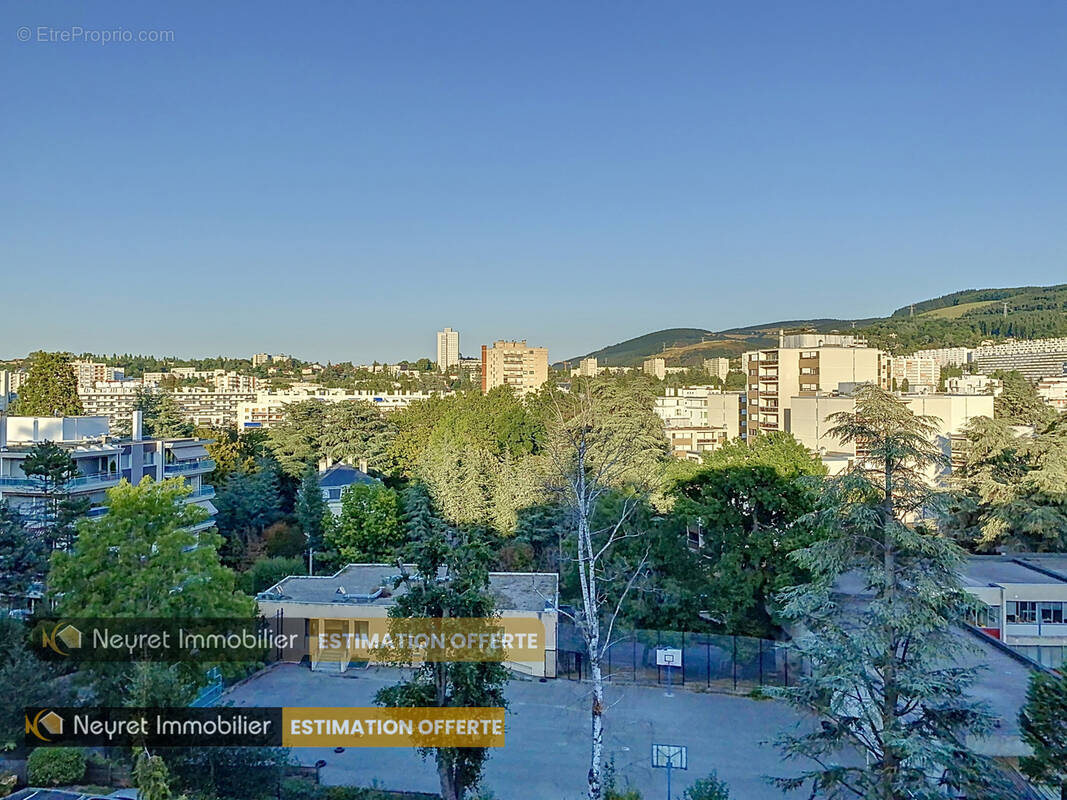 Appartement à SAINT-ETIENNE