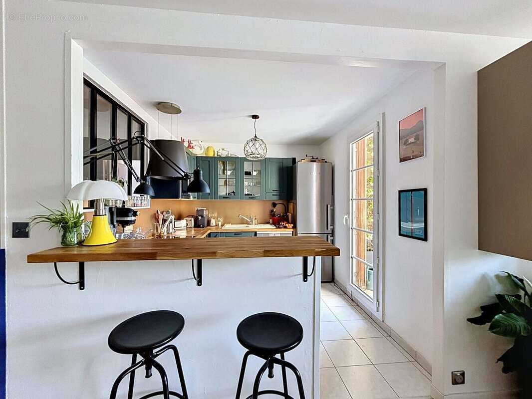 Cuisine - Appartement à BUC