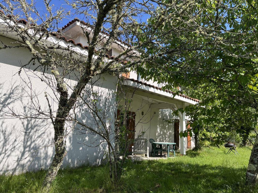 Maison à AVENSAN