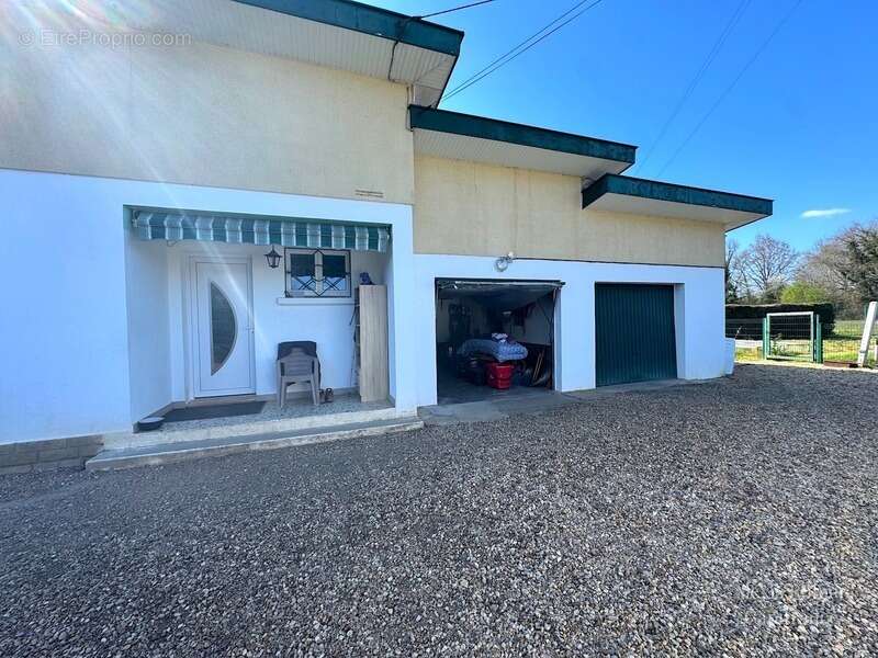 Maison à MONTPON-MENESTEROL