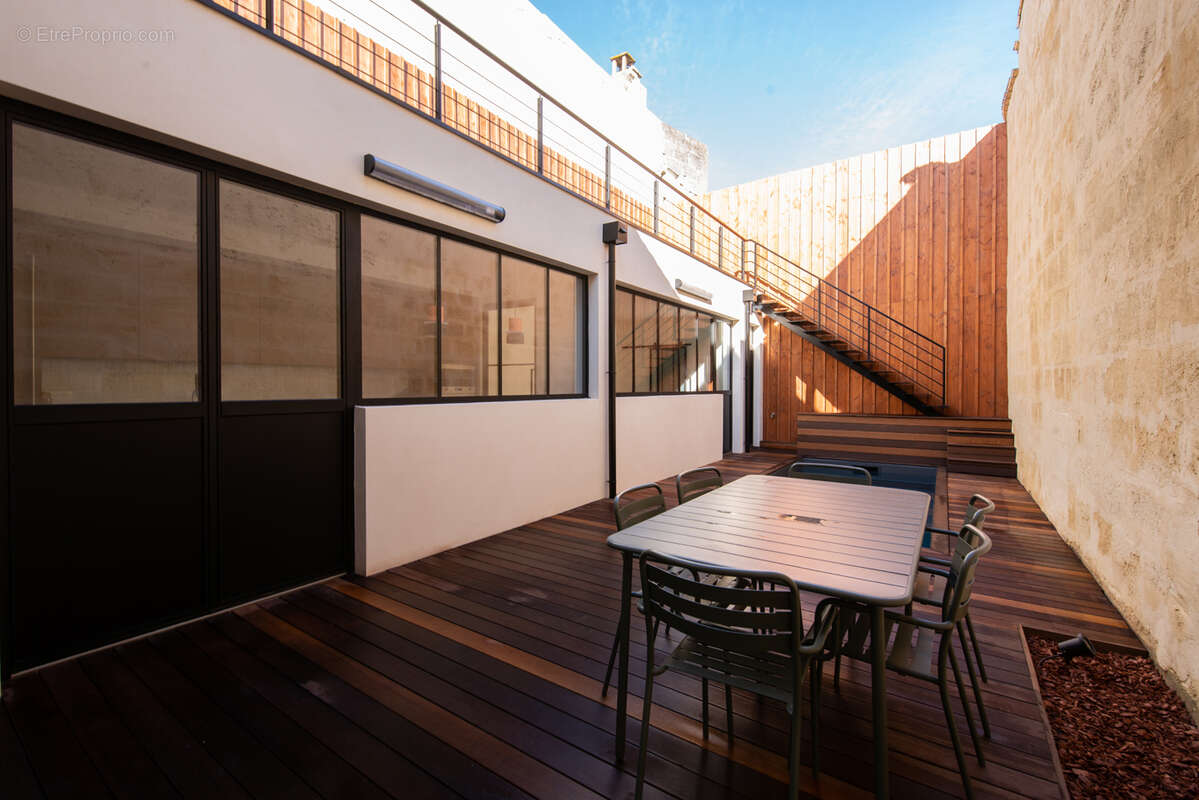 Maison à LE BOUSCAT