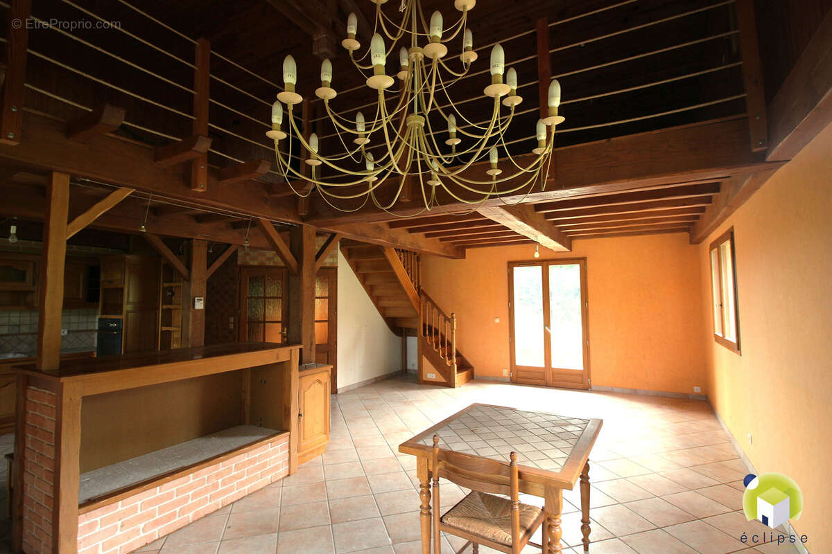 Maison à CONFRANCON