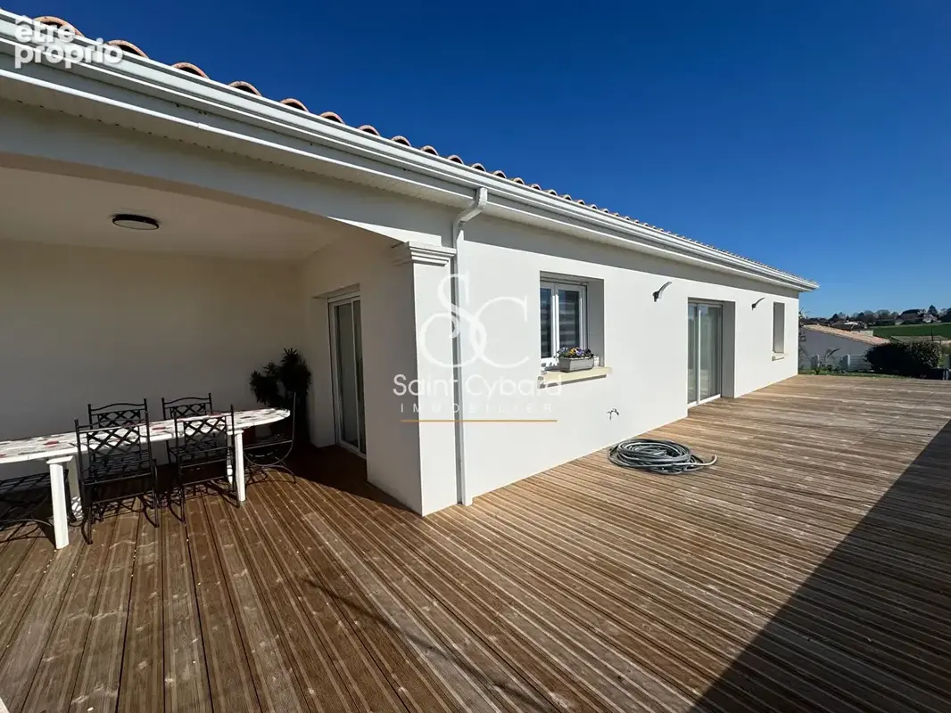 Champniers - Maison plain-pied - 3 chambres - photo 13