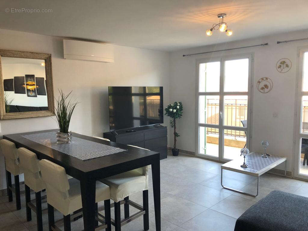 Appartement à GRIMAUD