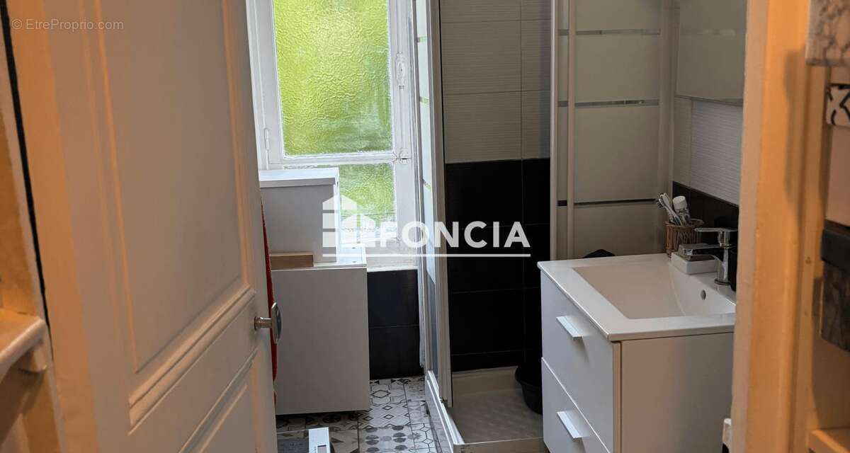 Appartement à VILLENEUVE-SAINT-GEORGES