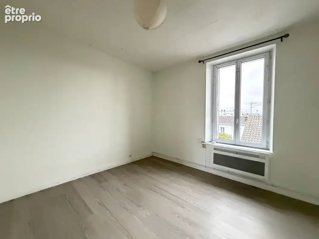 INVESTISSEMENT LOCATIF ! T2 35m² - Quartier Victor Thuillat - photo 2