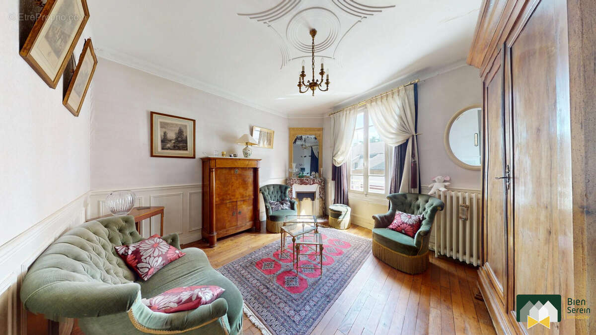Maison à CHARTRES