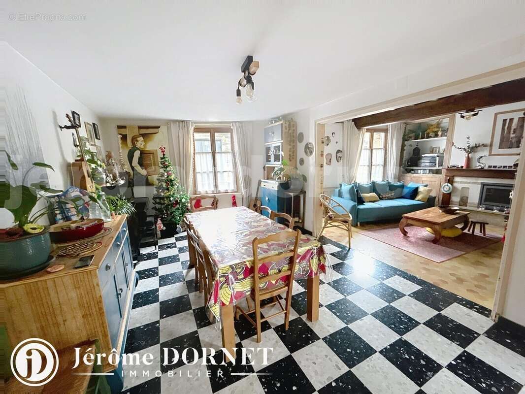 bou_00010 - Maison à BRETEUIL