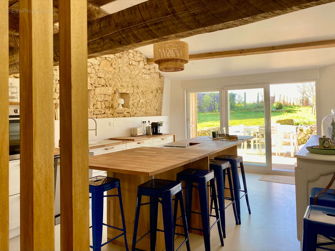 Maison à SAINT-EMILION