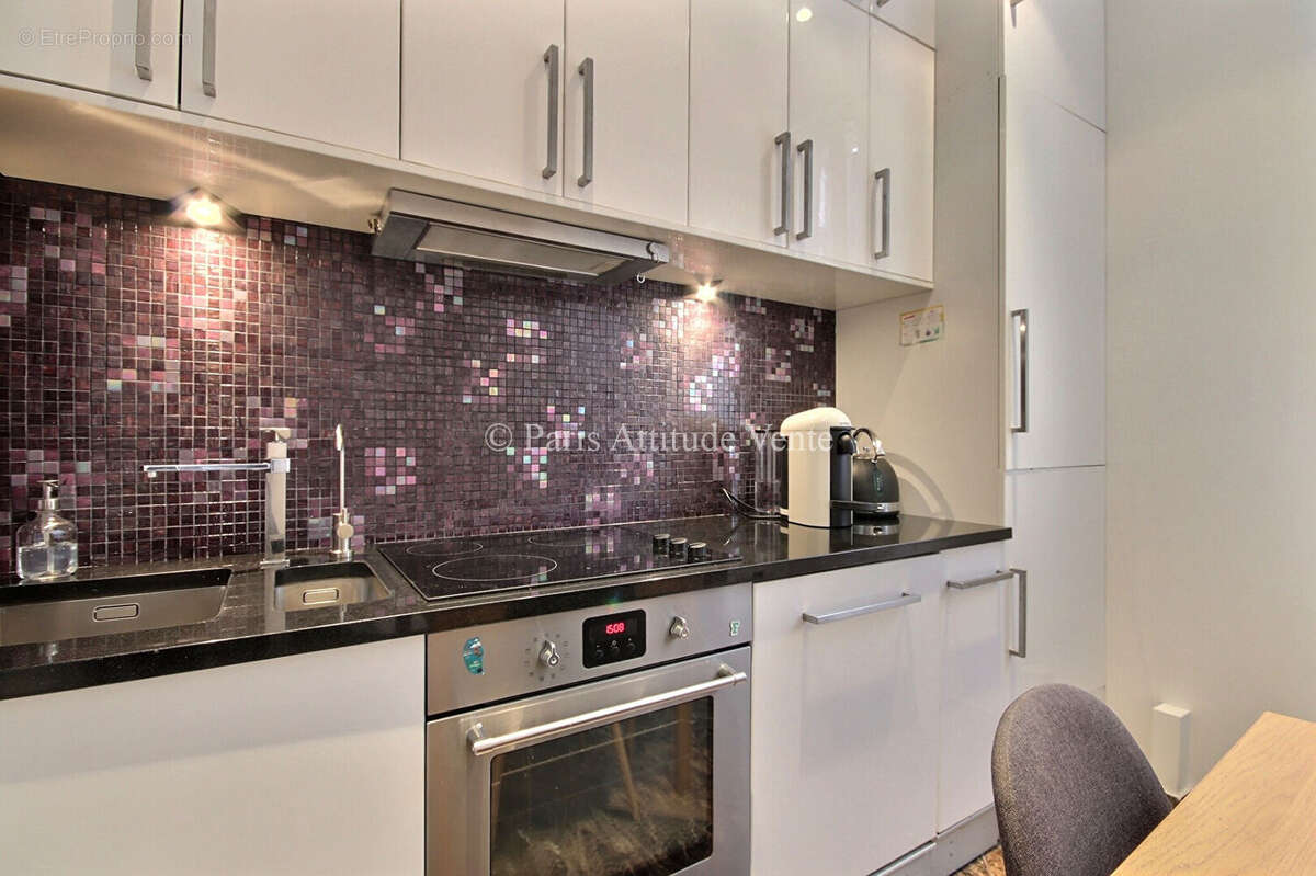 Appartement à PARIS-7E