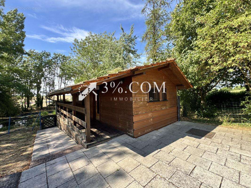 3%COM Belle propriété sur 41 ares - jardin -chalet - spa- ba - photo 15