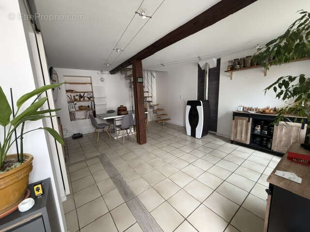 Maison à COMBRONDE