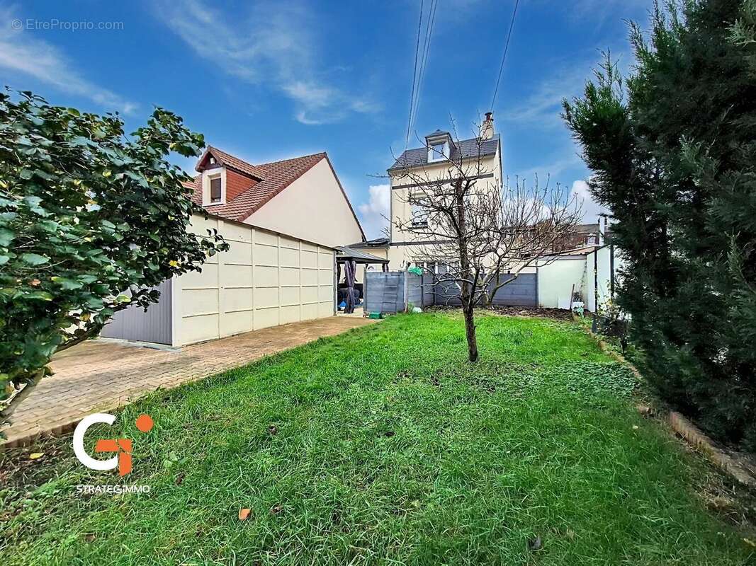 Maison à LE PETIT-QUEVILLY