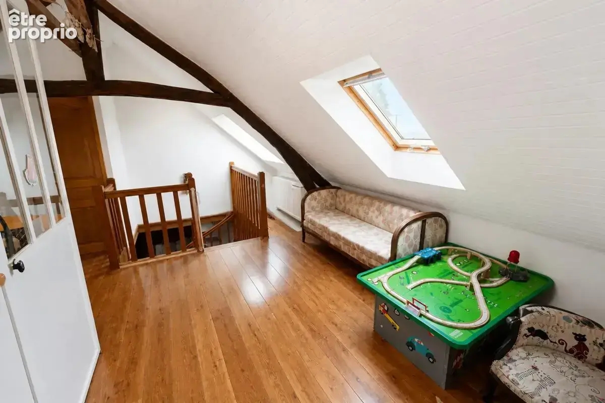 Maison de 7 pièces de 175 m² à Vennecy - photo 19