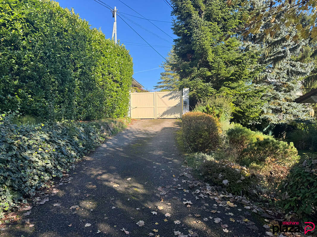 Maison à MONNETIER-MORNEX